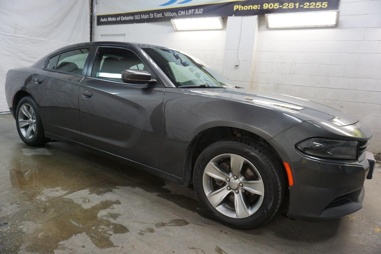 Used 2016 Dodge Charger SXT 3.6L *ACCIDENT FREE* CERTIFIED NAVI BLUETOOTH SUNROOF HEATED SEATS CRUISE ALLOYS for sale in Milton, ON