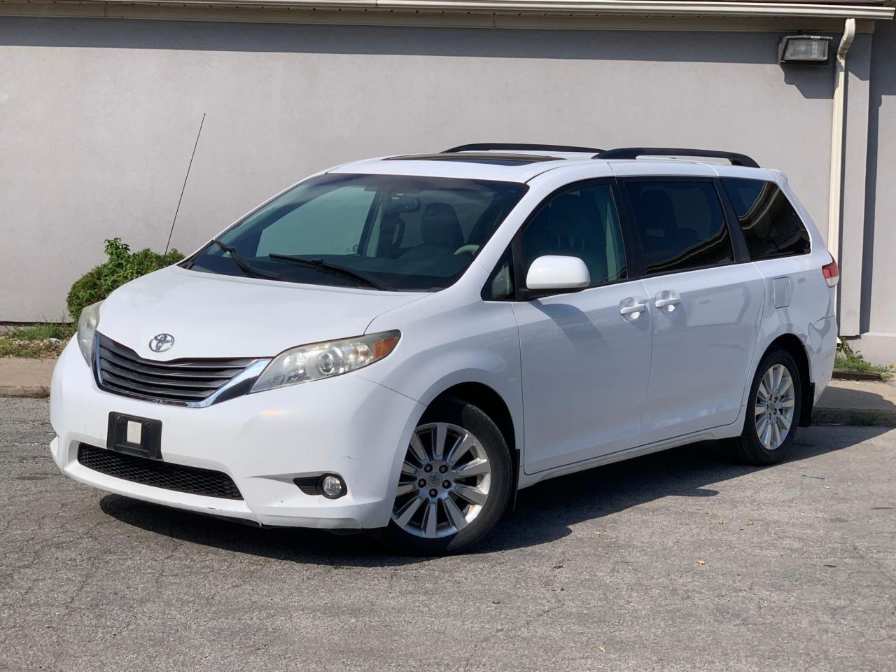 Used 2012 Toyota Sienna 5dr V6 XLE 7-Pass FWD for sale in North York, ON