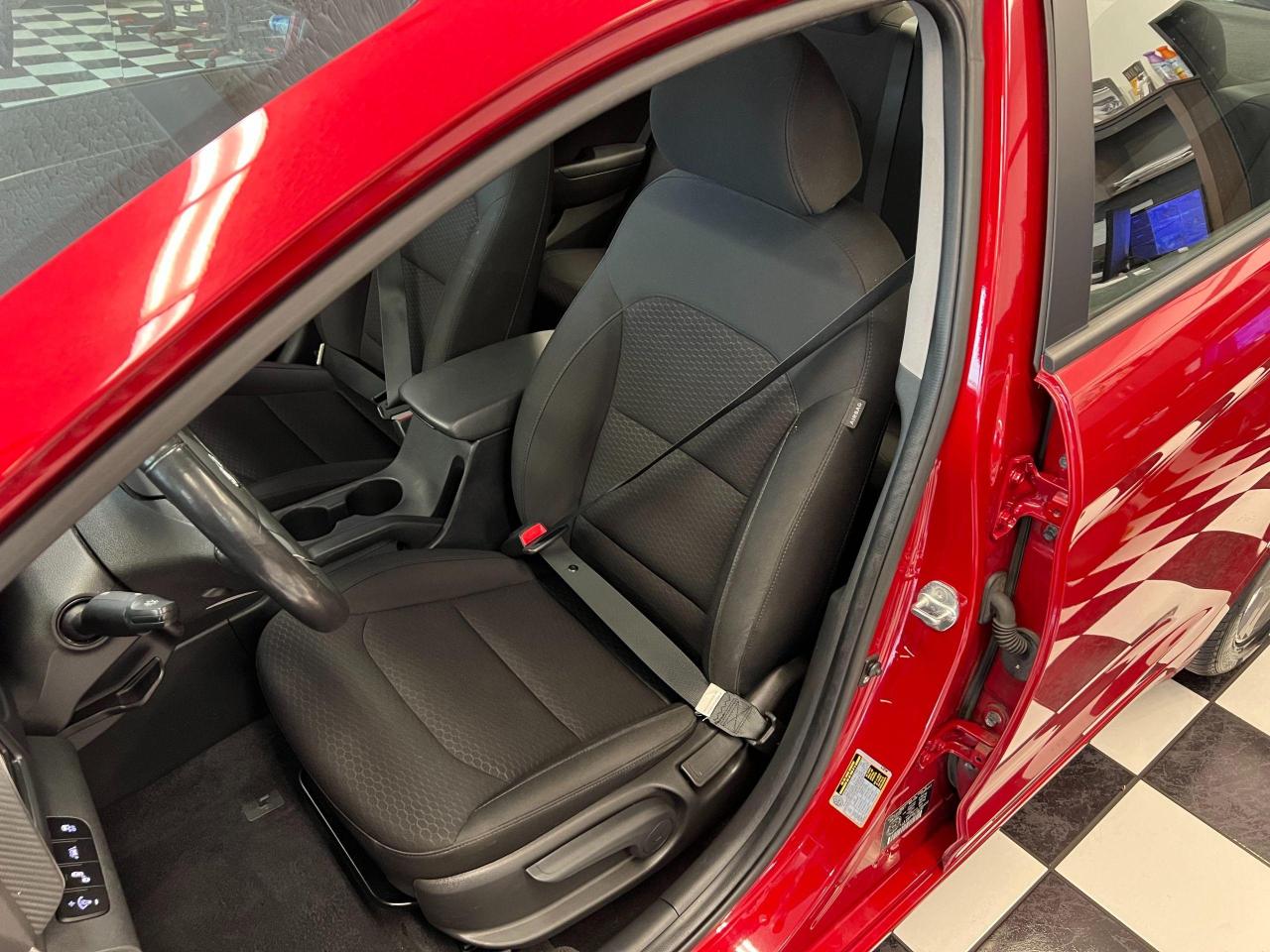 2019 Hyundai Elantra Preferred W/Sun & Safety+Lane Keep+CLEAN CARFAX - Photo #18