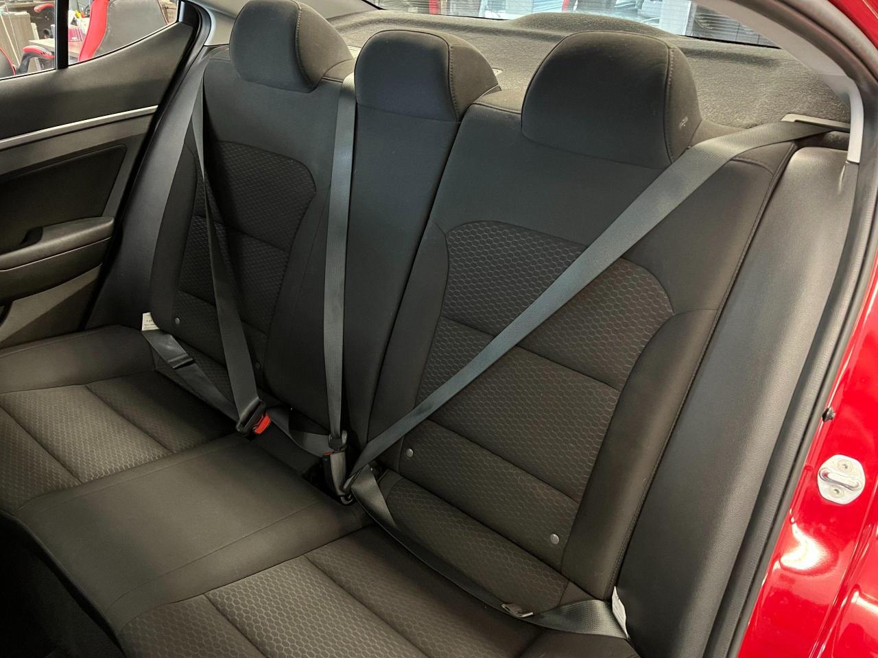2019 Hyundai Elantra Preferred W/Sun & Safety+Lane Keep+CLEAN CARFAX - Photo #23