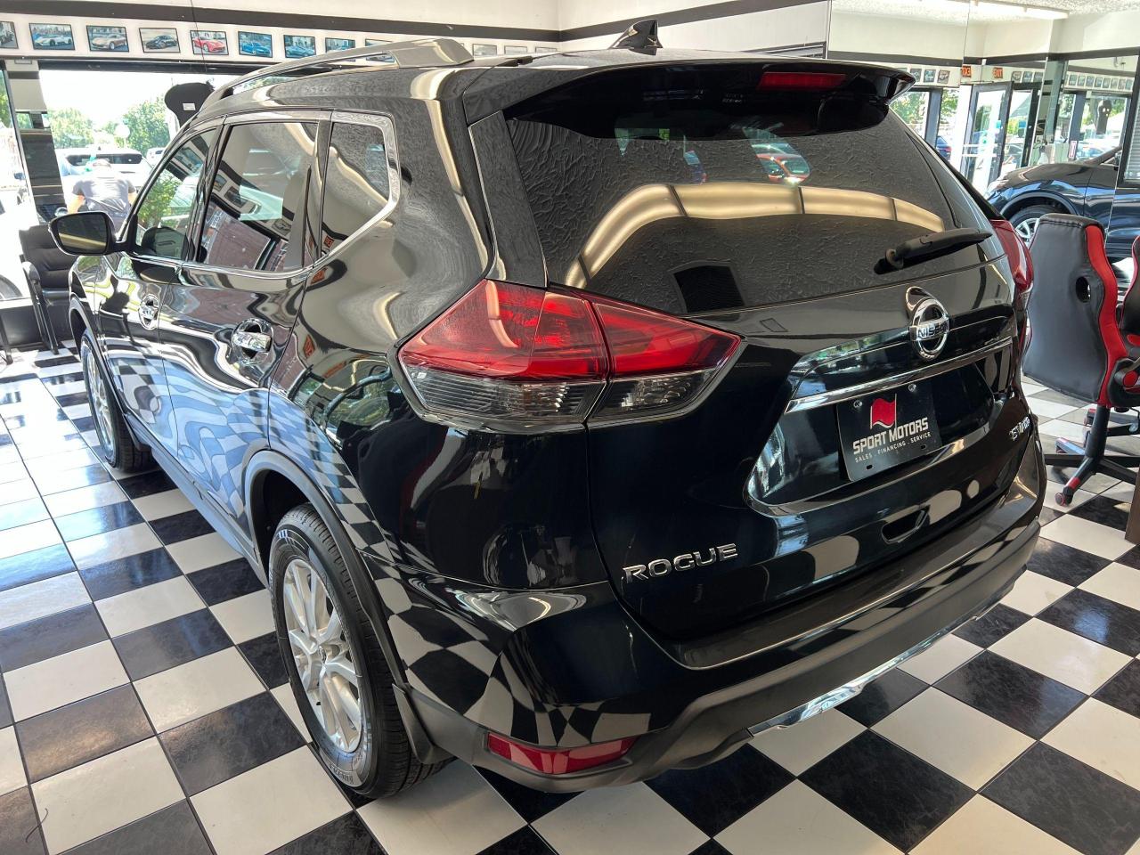 2018 Nissan Rogue SV AWD+New Tires & Brakes+Camera+CLEAN CARFAX Photo77