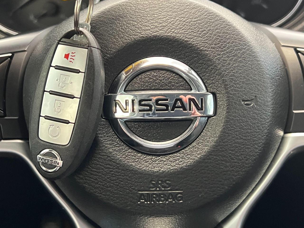 2018 Nissan Rogue SV AWD+New Tires & Brakes+Camera+CLEAN CARFAX - Photo #17