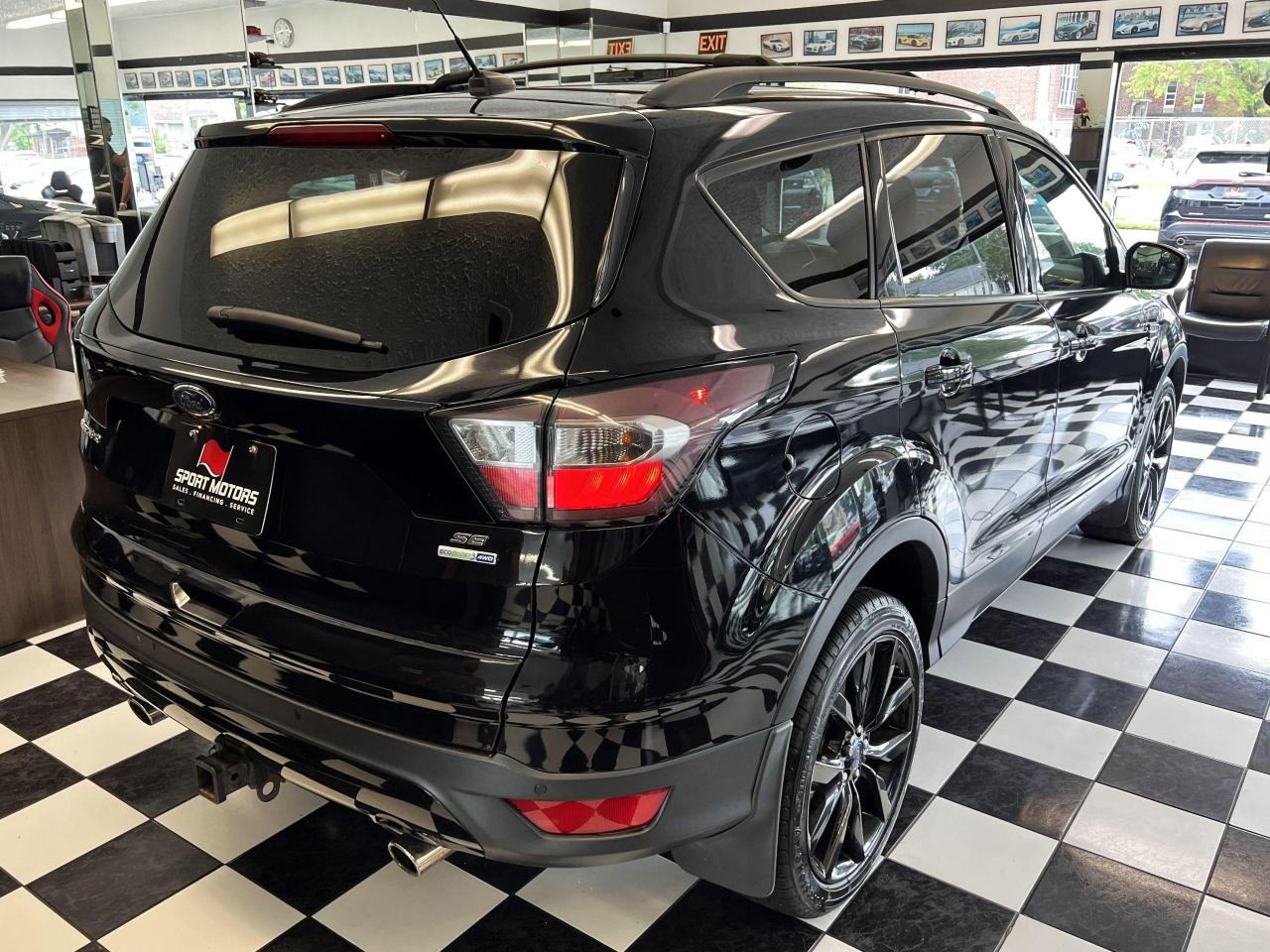 2017 Ford Escape SE 4WD W/Appearance PKG+New Brakes+CLEAN CARFAX Photo4
