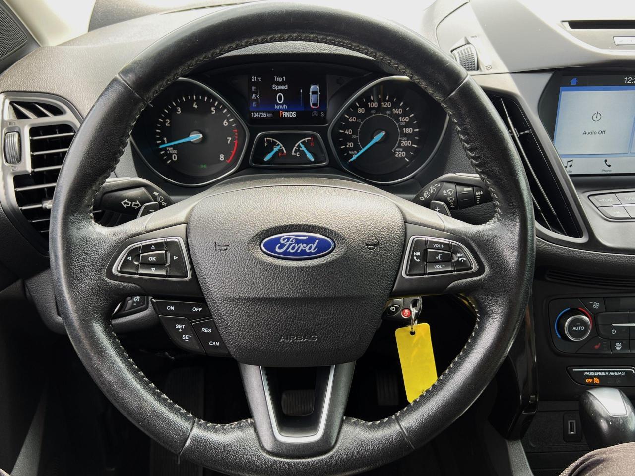 2017 Ford Escape SE 4WD W/Appearance PKG+New Brakes+CLEAN CARFAX Photo9