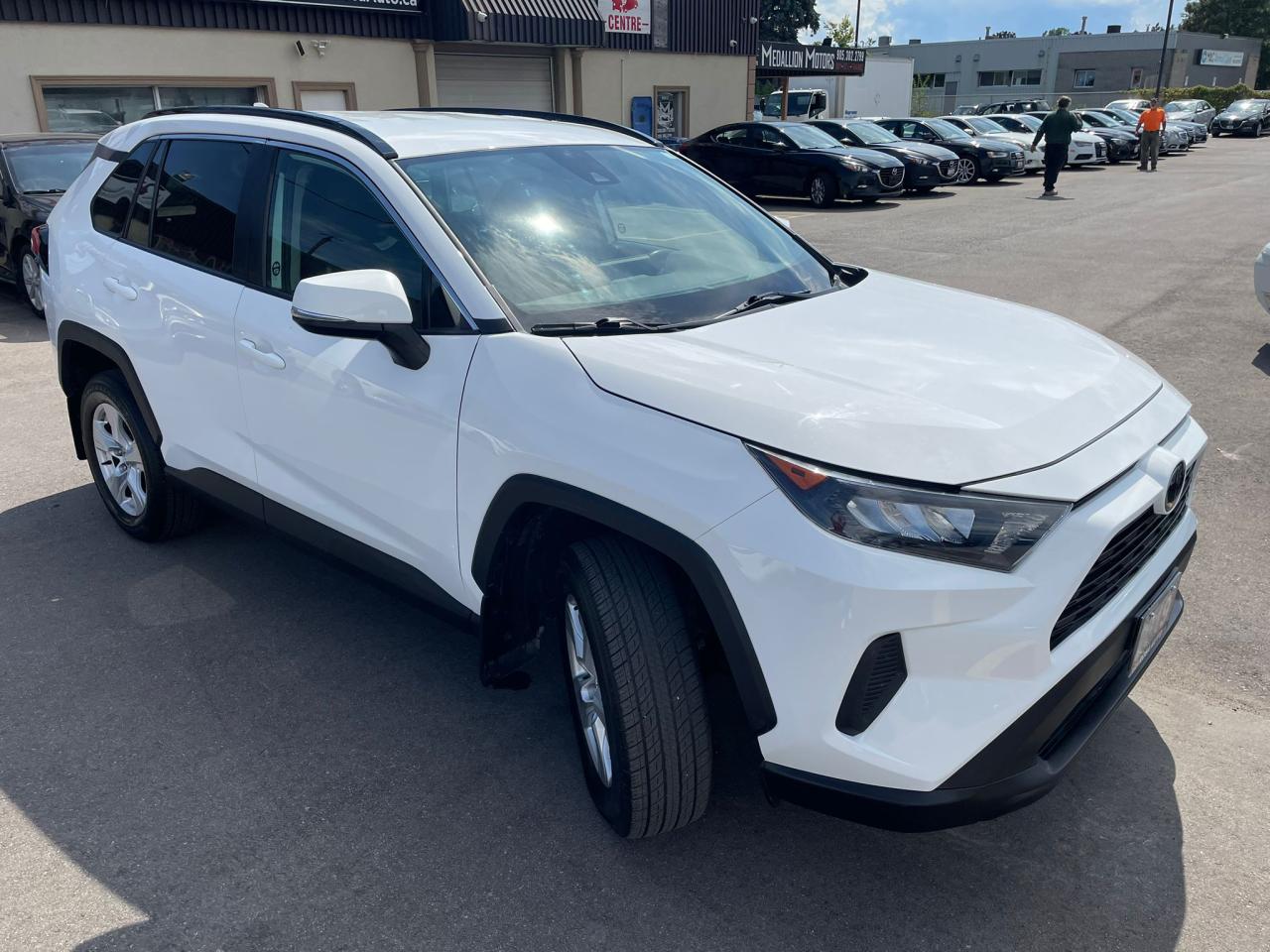 2019 Toyota RAV4 AWD LE NO ACCIDENT BLUE TOOTH CAMERA NEW F BRAKES - Photo #6