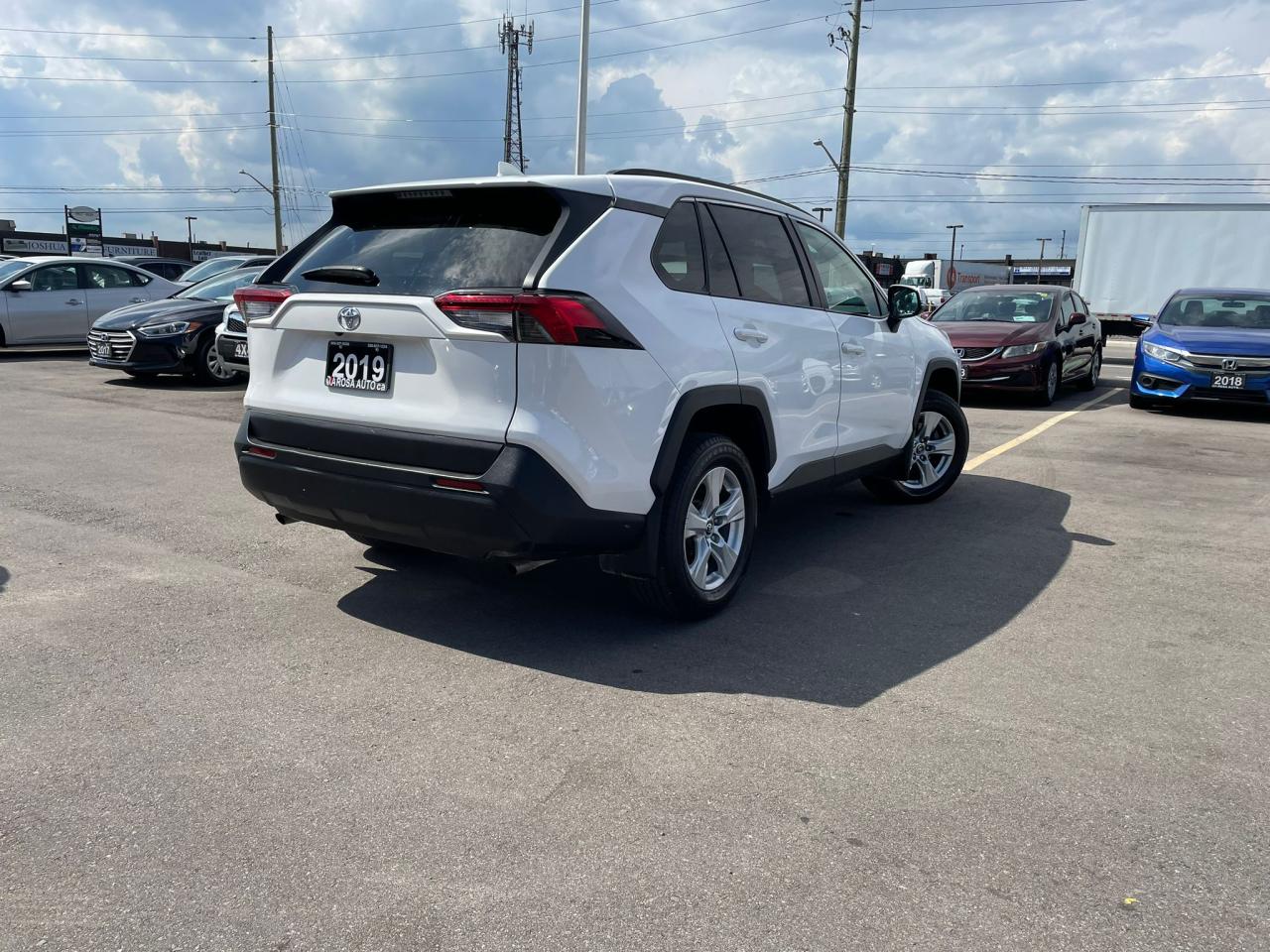 2019 Toyota RAV4 AWD LE NO ACCIDENT BLUE TOOTH CAMERA NEW F BRAKES Photo4