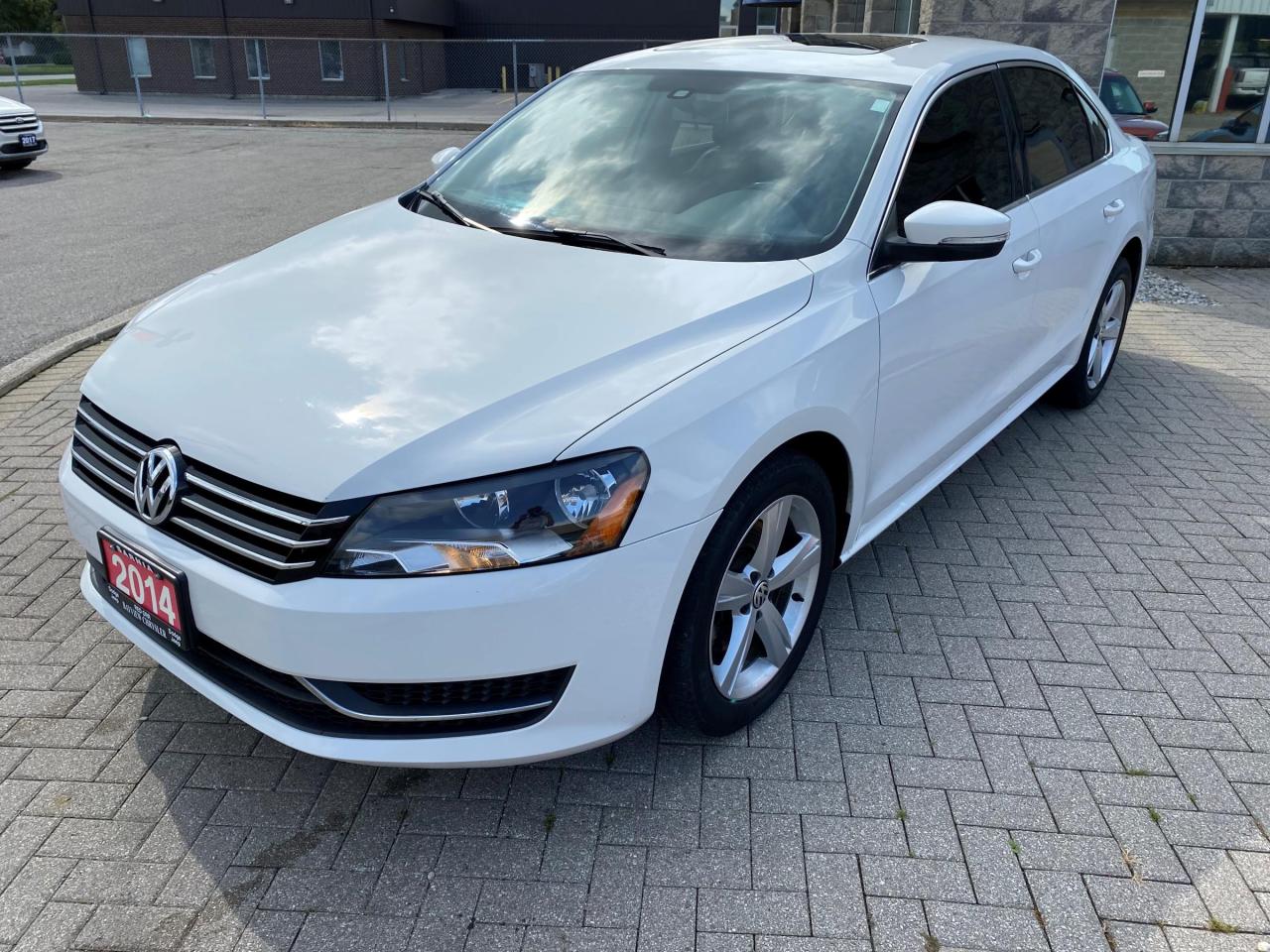 Used 2014 Volkswagen Passat 1.8 TSI Comfortline for sale in Sarnia, ON