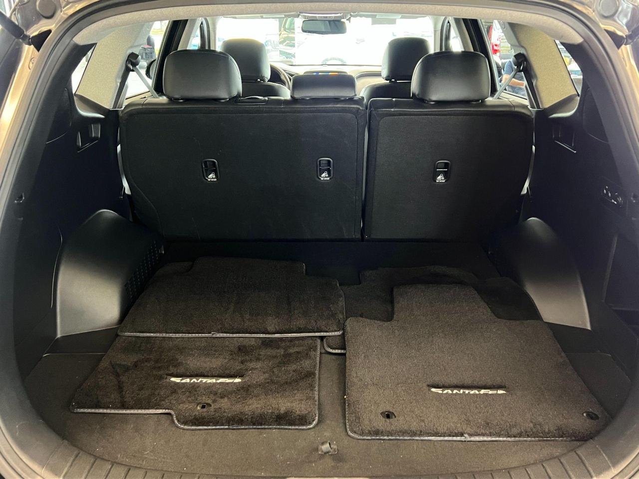 2020 Hyundai Santa Fe Preferred+Roof+Leather+Adaptive Cruise+CLEANCARFAX - Photo #30