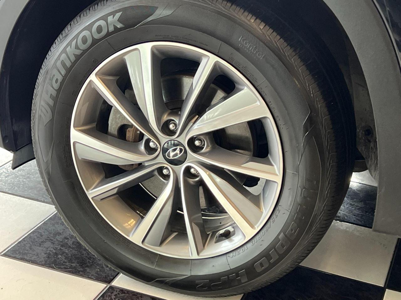 2020 Hyundai Santa Fe Preferred+Roof+Leather+Adaptive Cruise+CLEANCARFAX - Photo #59