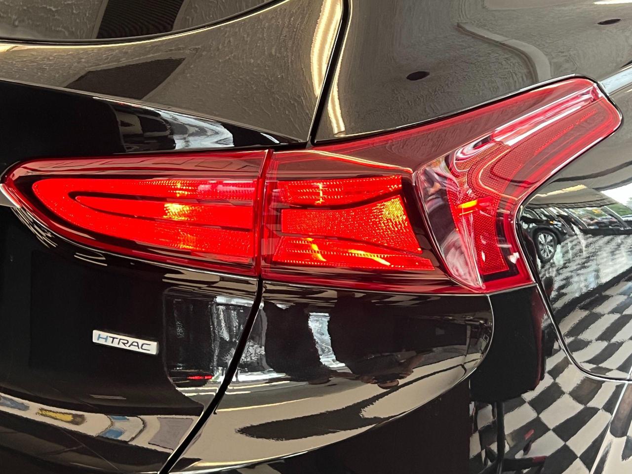 2020 Hyundai Santa Fe Preferred+Roof+Leather+Adaptive Cruise+CLEANCARFAX - Photo #69