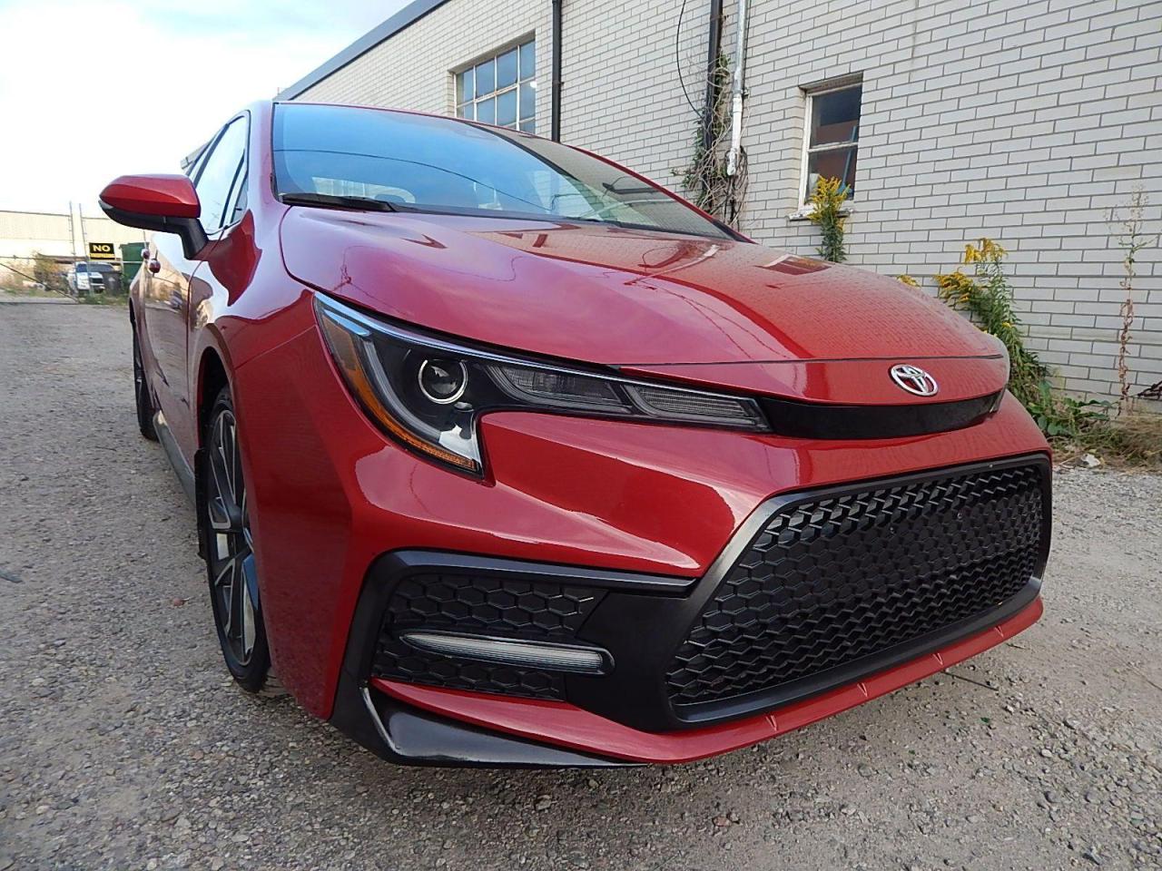 2021 Toyota Corolla SE Photo3