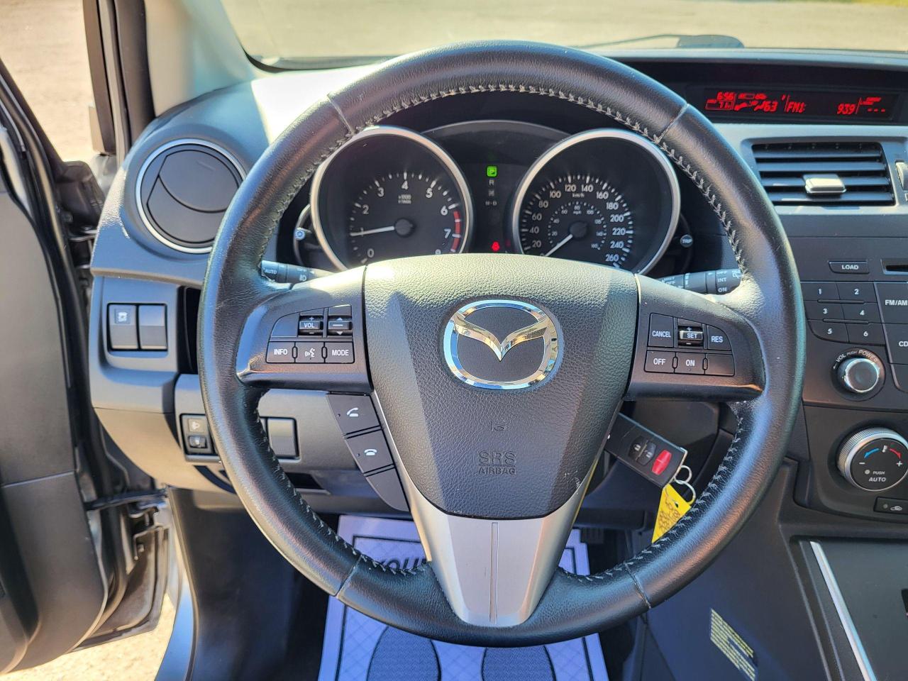 2015 Mazda MAZDA5 GT Photo