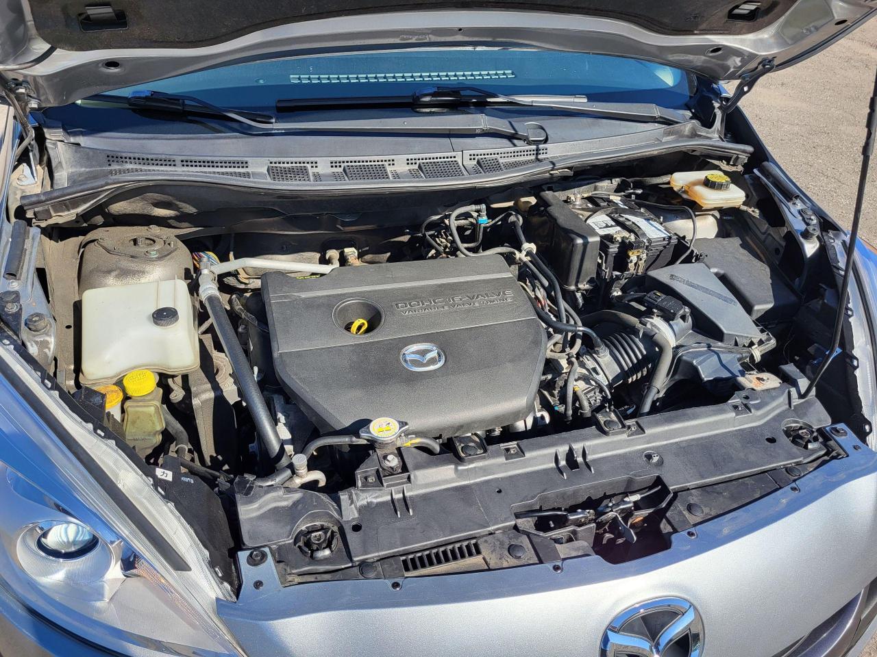 2015 Mazda MAZDA5 GT Photo