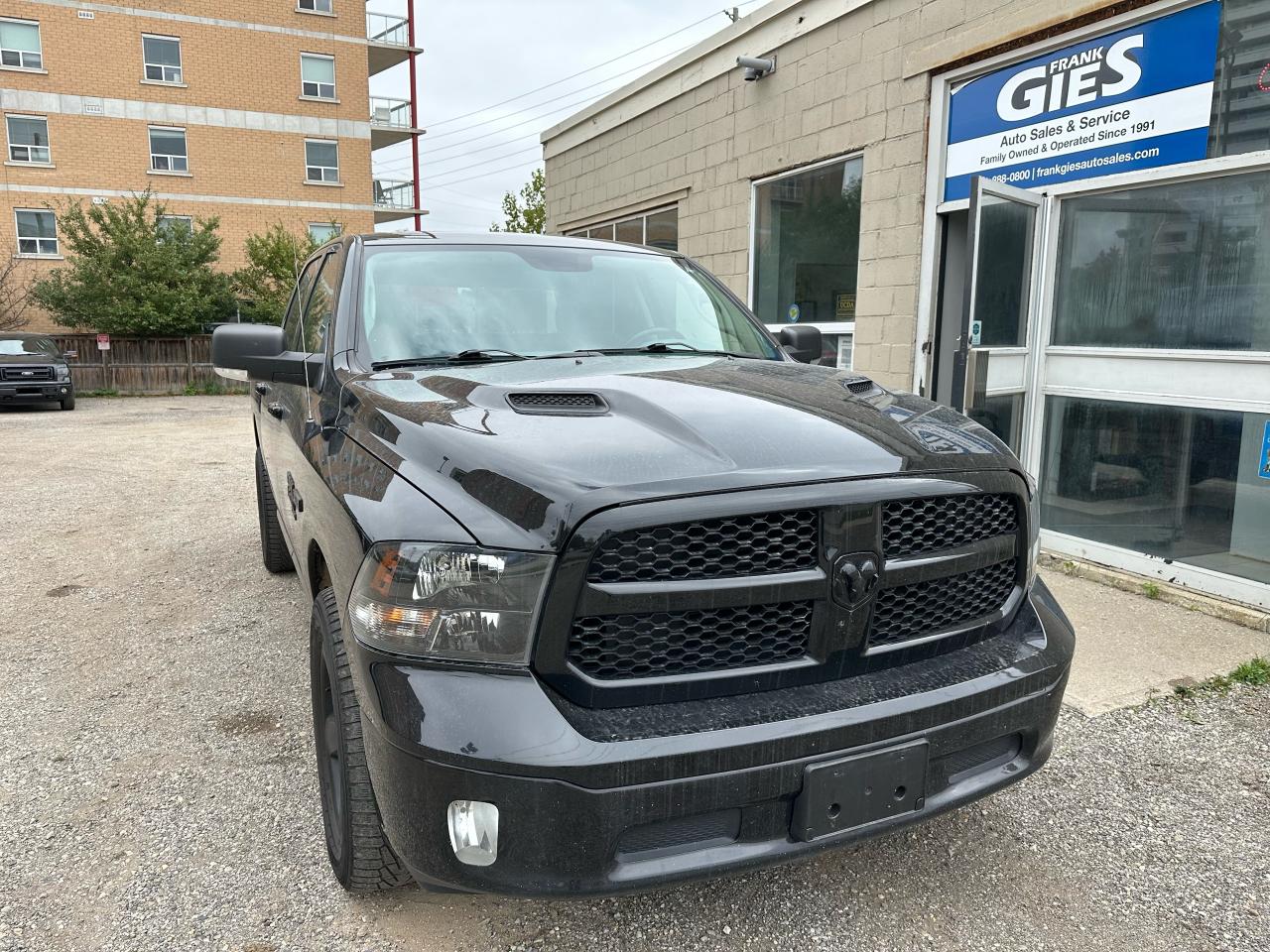 2019 RAM 1500 Classic SLT 4x4 Crew Cab 5'7" Box