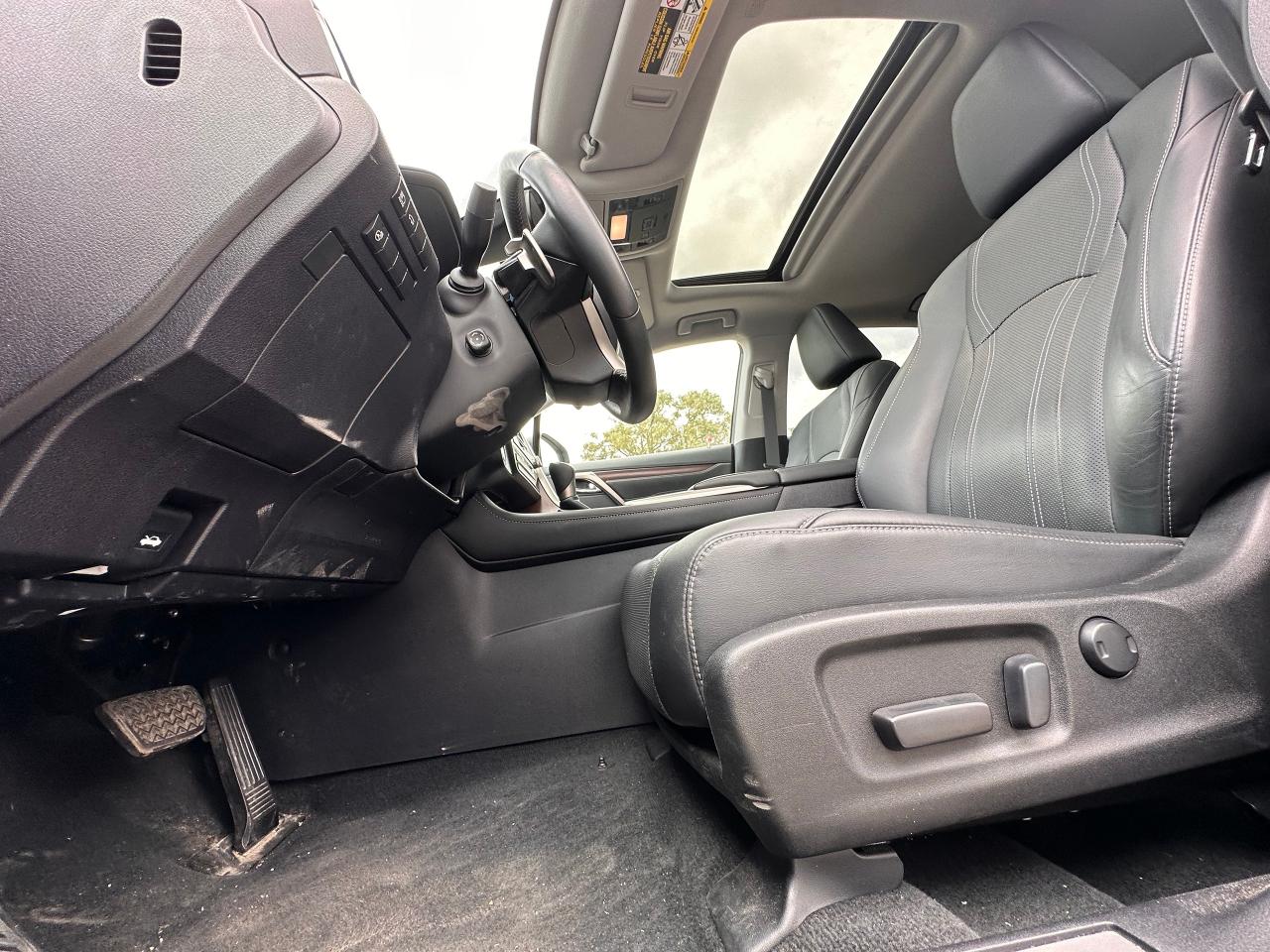 2020 Lexus RX  - Photo #30