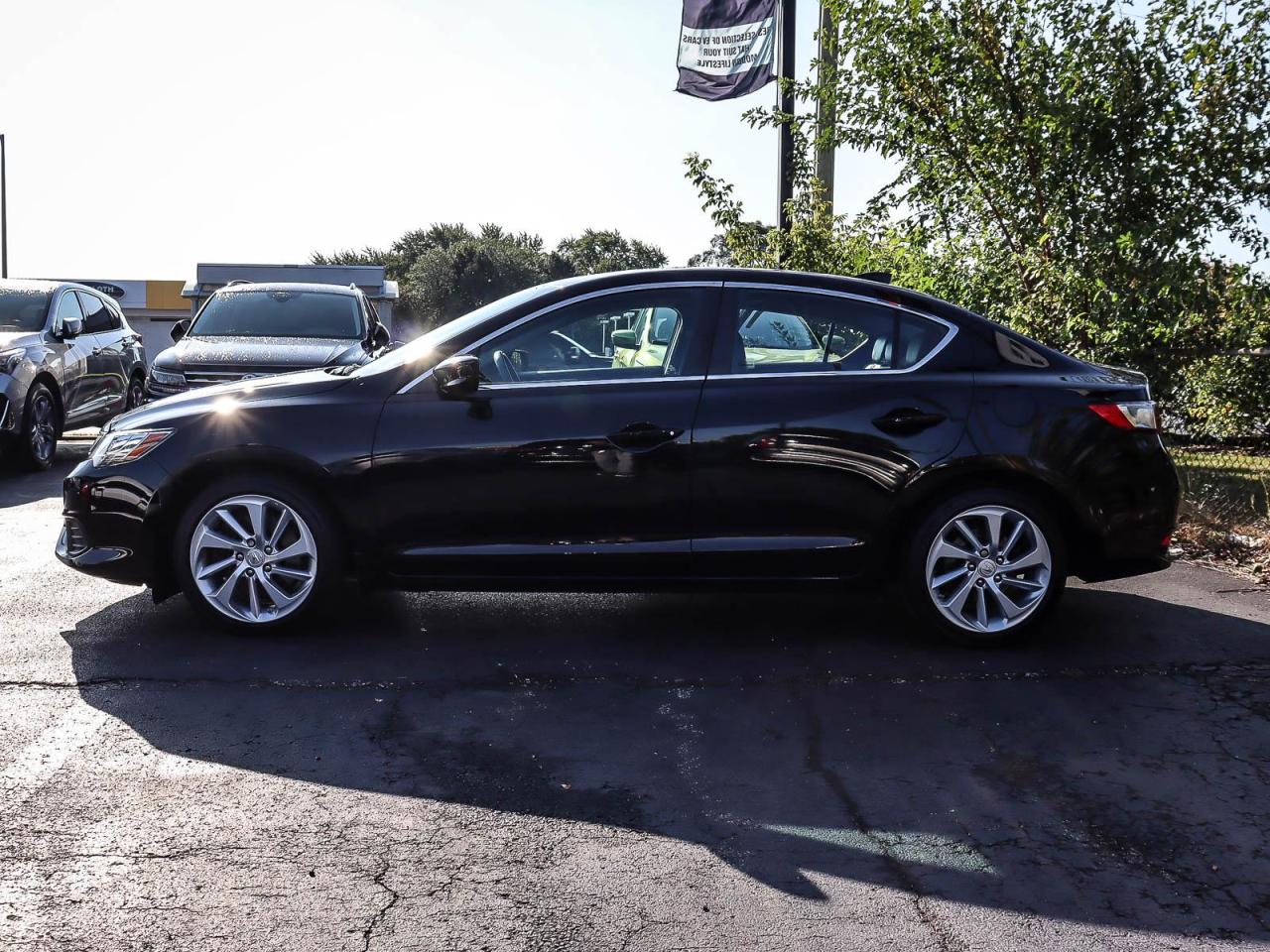 2018 Acura ILX TECH | NO ACCIDENT | LEATHER | SUNROOF | FULLY CERTIFIED Photo2