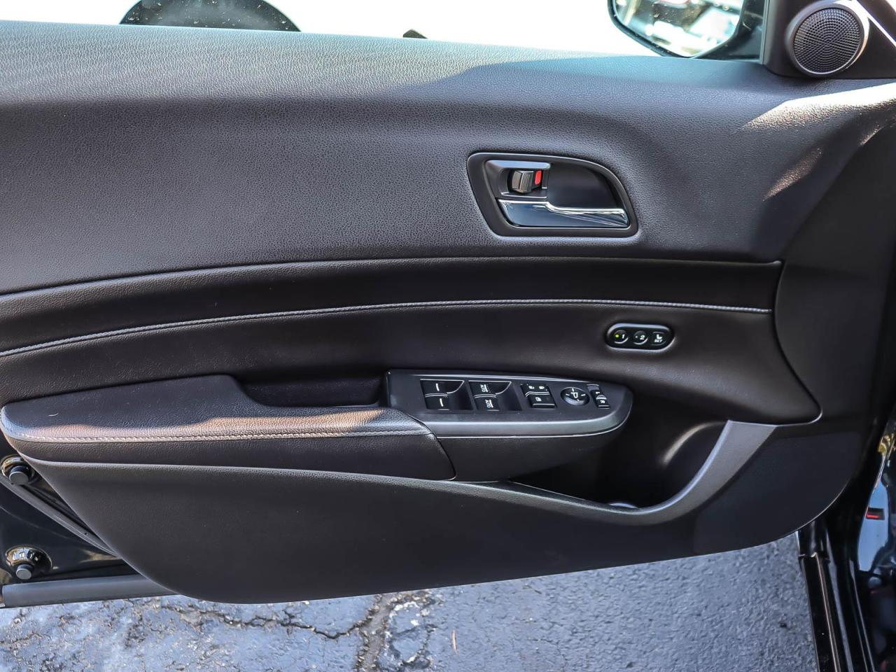 2018 Acura ILX TECH | NO ACCIDENT | LEATHER | SUNROOF | FULLY CERTIFIED Photo3