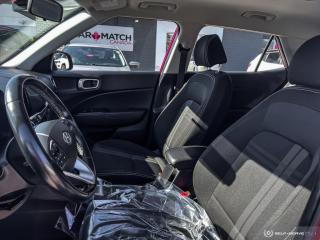 2021 Hyundai Venue PREFERRED / REVERSE CAM / HTD SEATS / 40,993KM - Photo #10