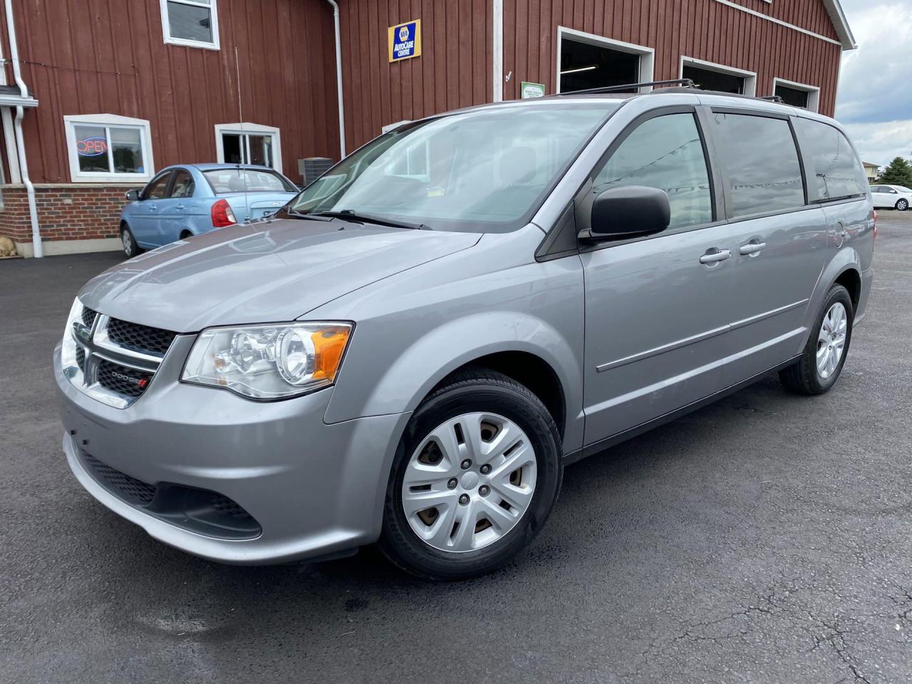 Used 2015 Dodge Grand Caravan SE for sale in Dunnville, ON