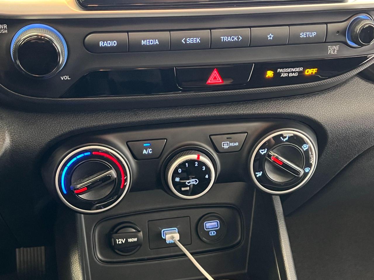 2021 Hyundai Venue Trend+Remote Start+Roof+ApplePlay+Heated Seats+CAM - Photo #35