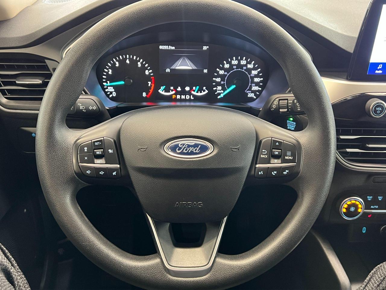 2020 Ford Escape SE AWD+Adaptive Cruise+Remote Start+CLEAN CARFAX - Photo #9