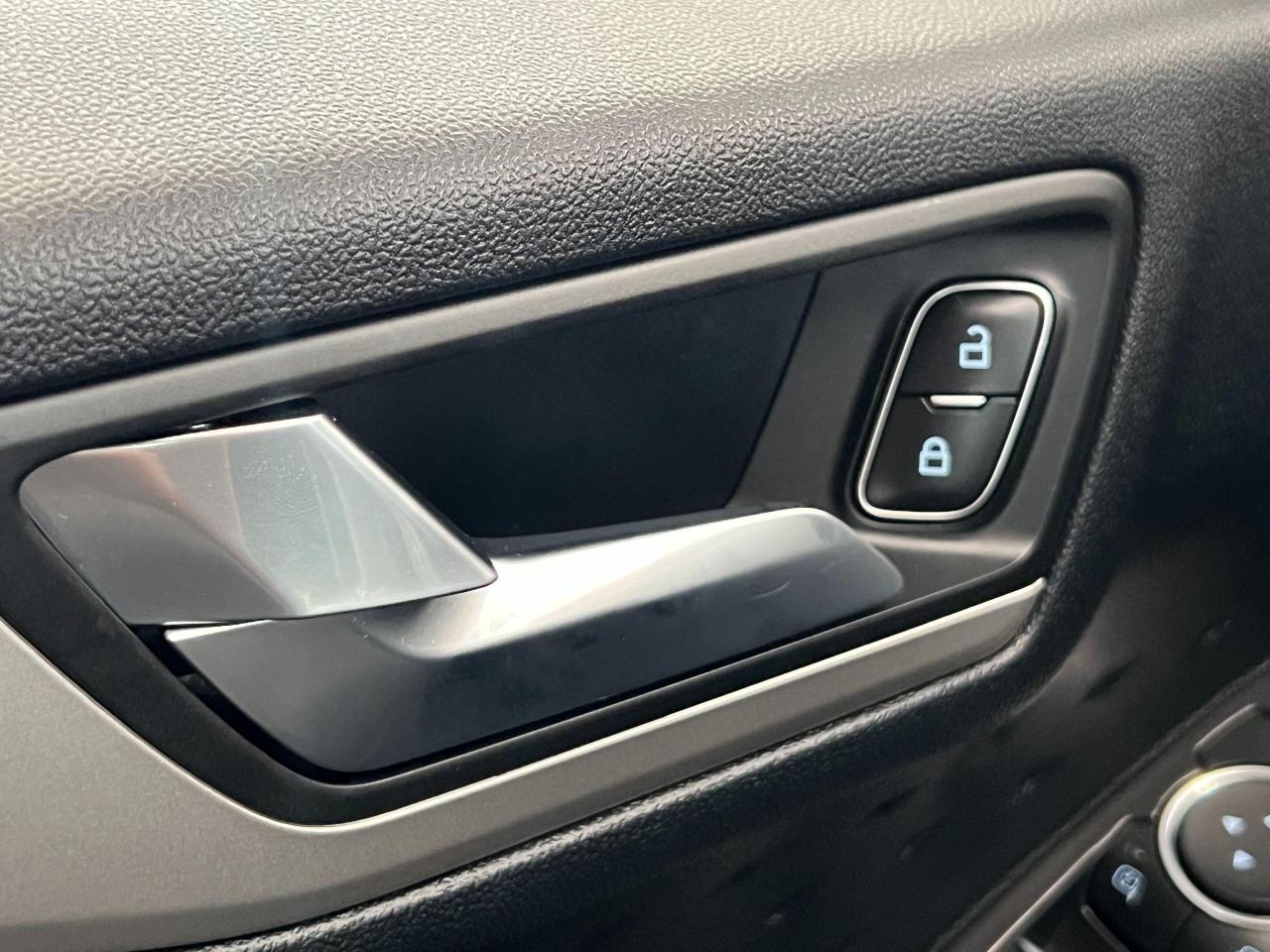 2020 Ford Escape SE AWD+Adaptive Cruise+Remote Start+CLEAN CARFAX Photo126