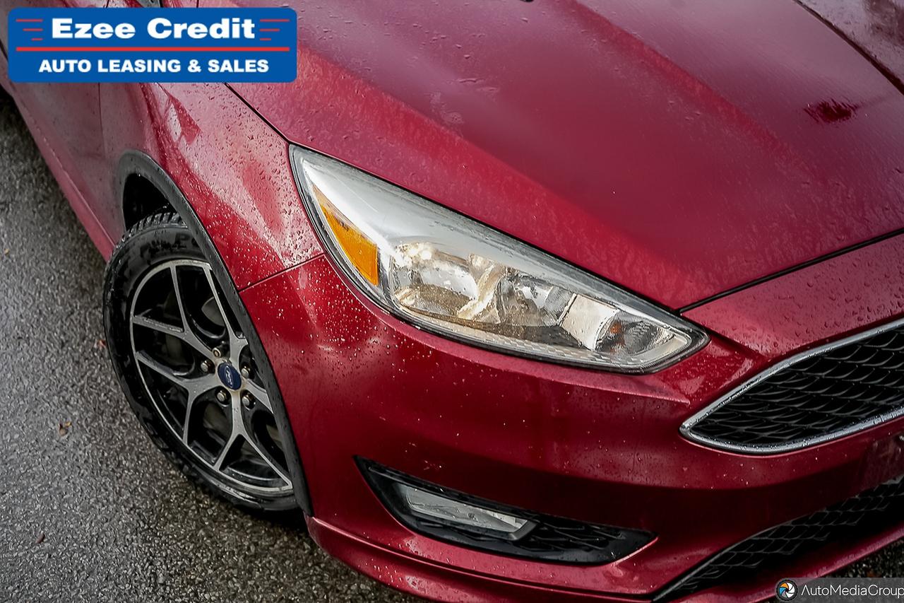 2015 Ford Focus SE Photo