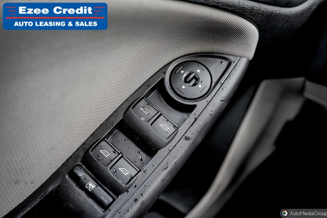 2015 Ford Focus SE Photo