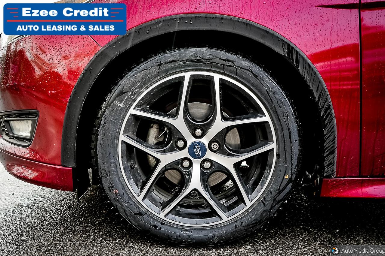 2015 Ford Focus SE Photo