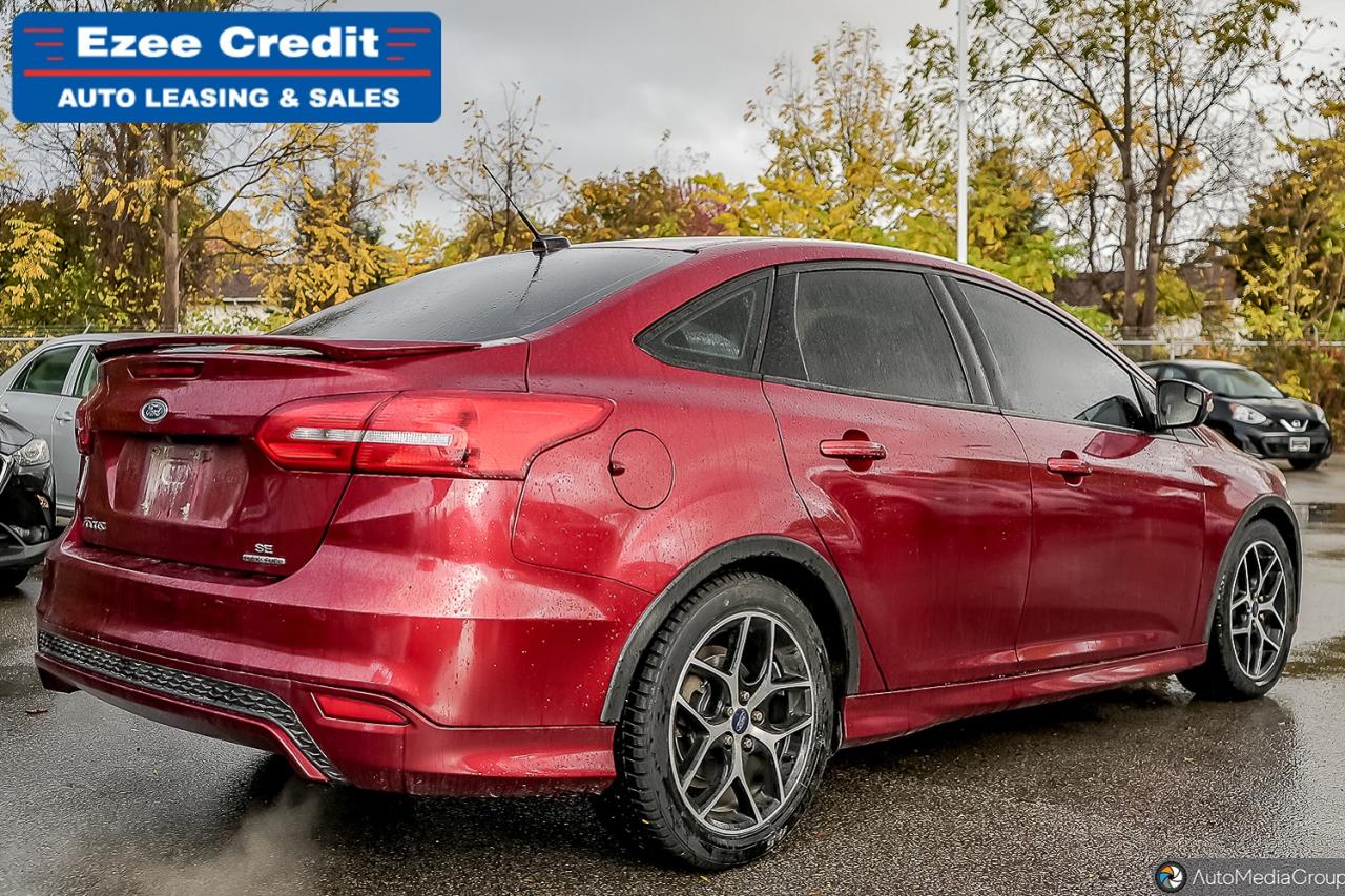 2015 Ford Focus SE Photo