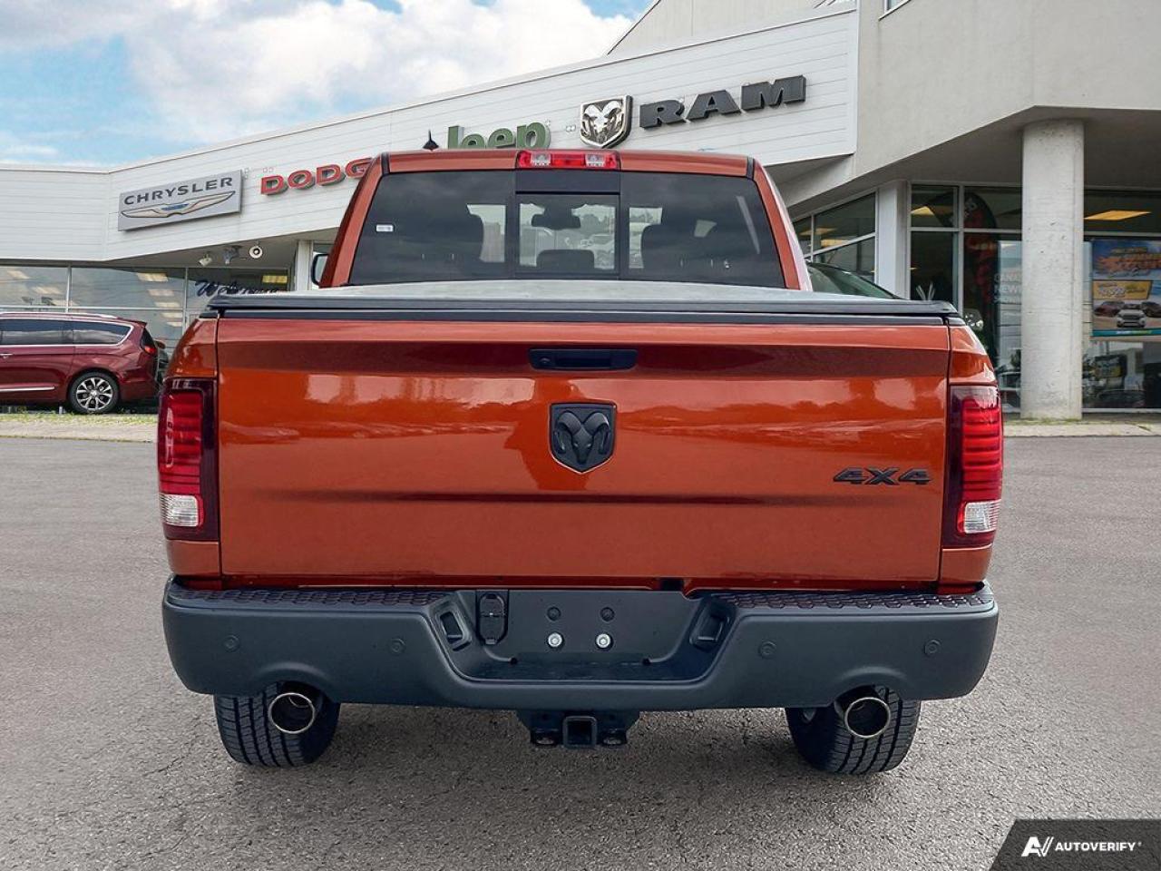 2023 RAM 1500 Classic SLT - Aluminum Wheels Photo3