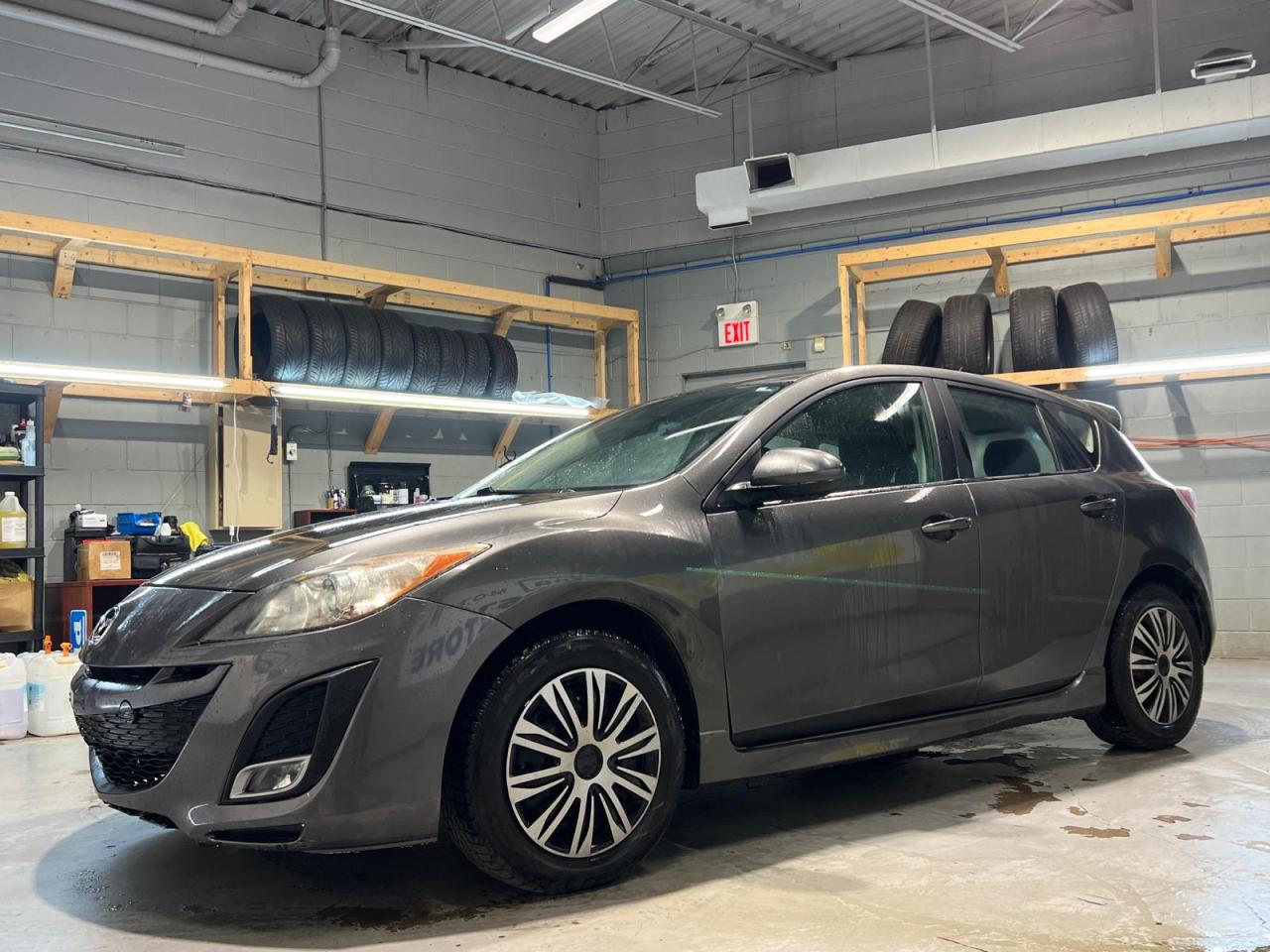 Used 2011 Mazda MAZDA3 Automatic/Manual Mode * REBUILT TITLE * Cruise Control * Steering Wheel Controls * Hands Free Calling * 12V DC Outlet * Keyless Entry * AM/FM/CD/AUX * for sale in Cambridge, ON