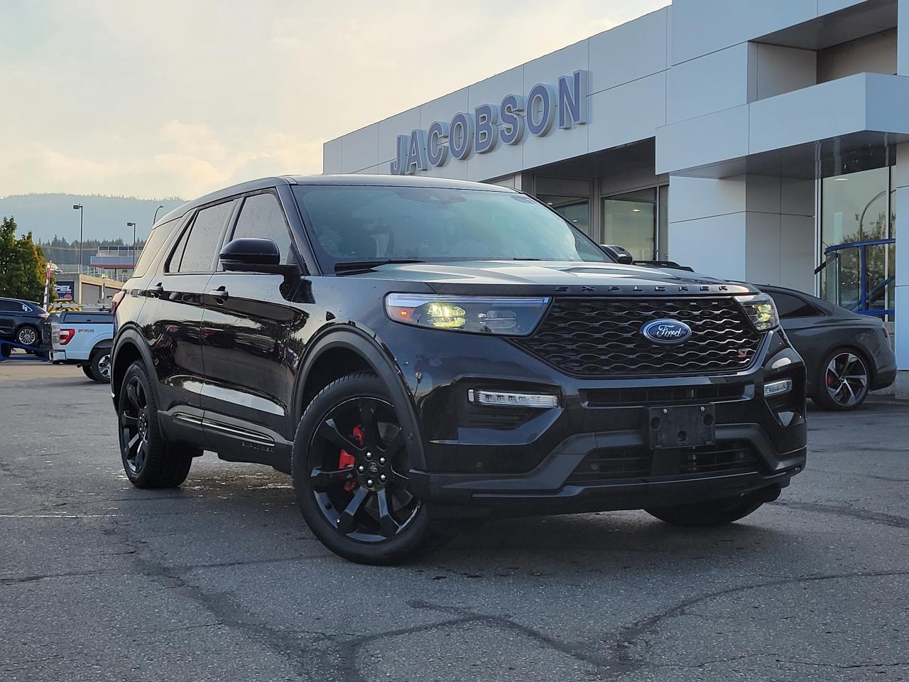 2021 Ford Explorer ST Photo0