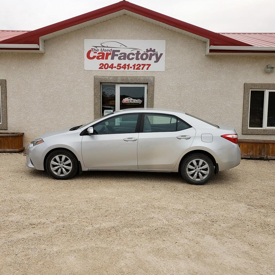 2015 Toyota Corolla LE  52,723 KM, Remote Starter - Photo #2