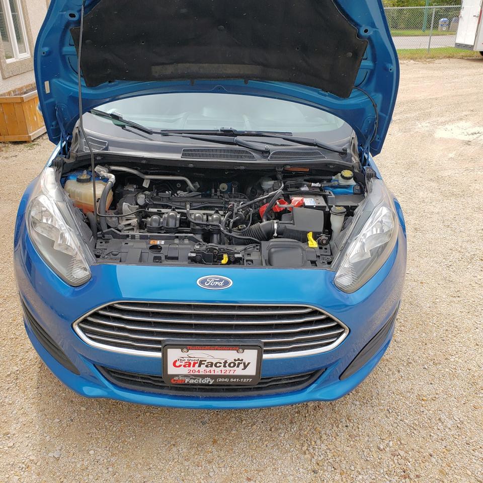 2015 Ford Fiesta 5dr HB SE - Photo #3