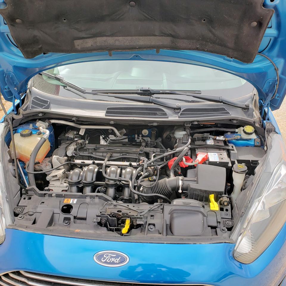 2015 Ford Fiesta 5dr HB SE - Photo #4