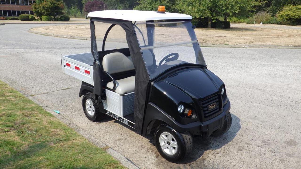 Used 2014 Club Car Carryall 300 Gas Engine for sale in Burnaby, BC