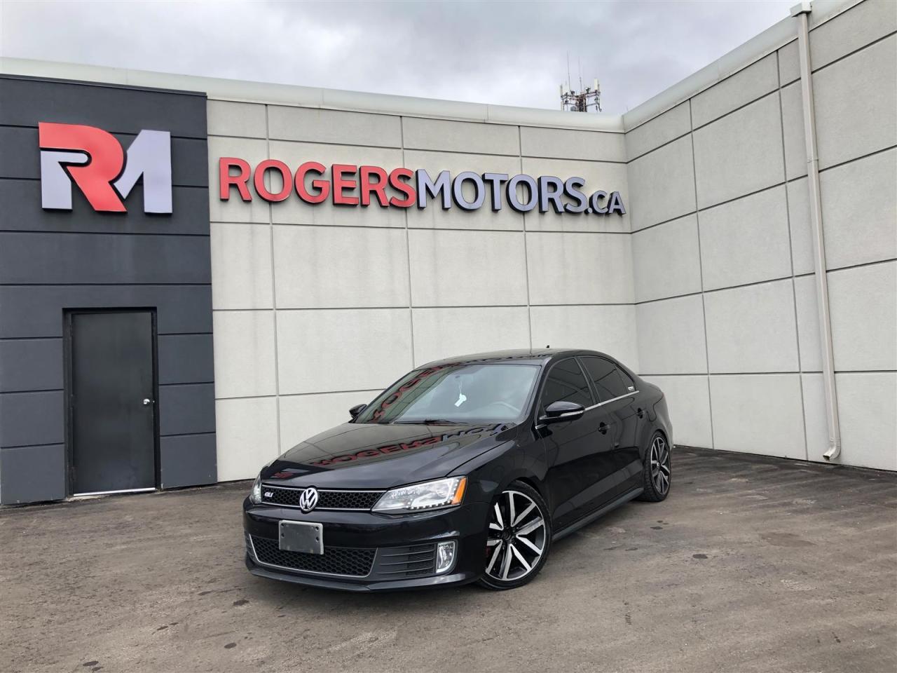 Used 2013 Volkswagen Jetta GLI GLI - NAVI - SUNROOF - LEATHER - REVERSE CAM for sale in Oakville, ON