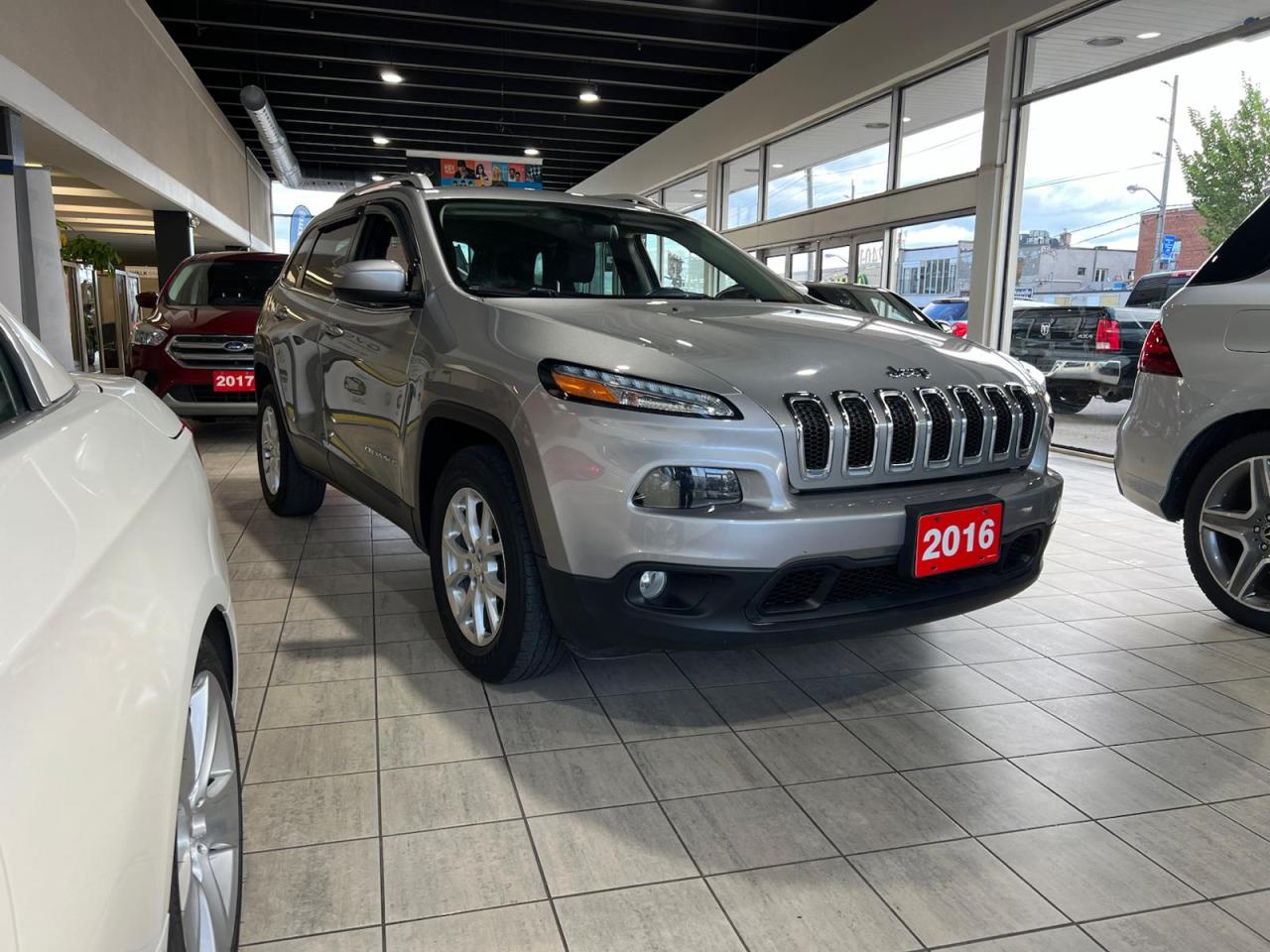 Used 2016 Jeep Cherokee North - 4x4 - No Accidents - One Owner - Navigation - Tow Pkg - V6 - Certified for sale in North York, ON