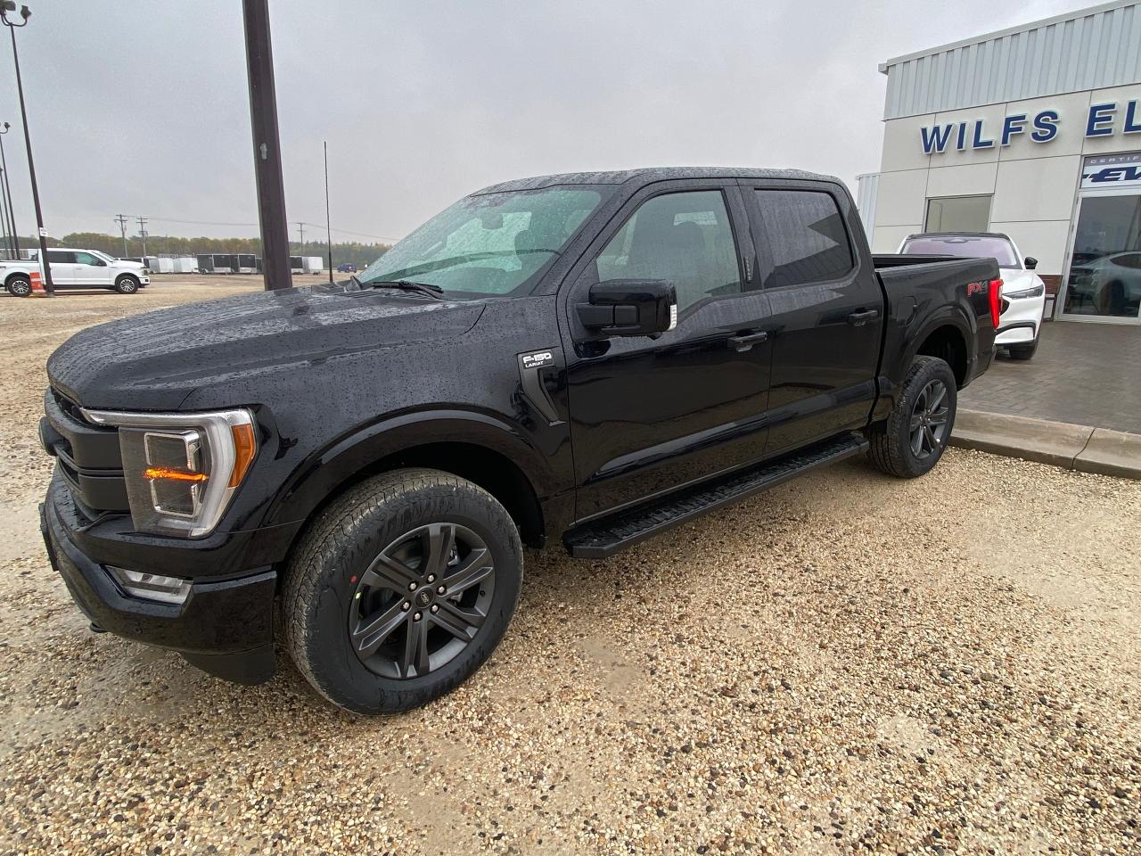 New 2023 Ford F-150 LARIAT 4WD SUPERCREW 5.5' BOX for sale in Elie, MB
