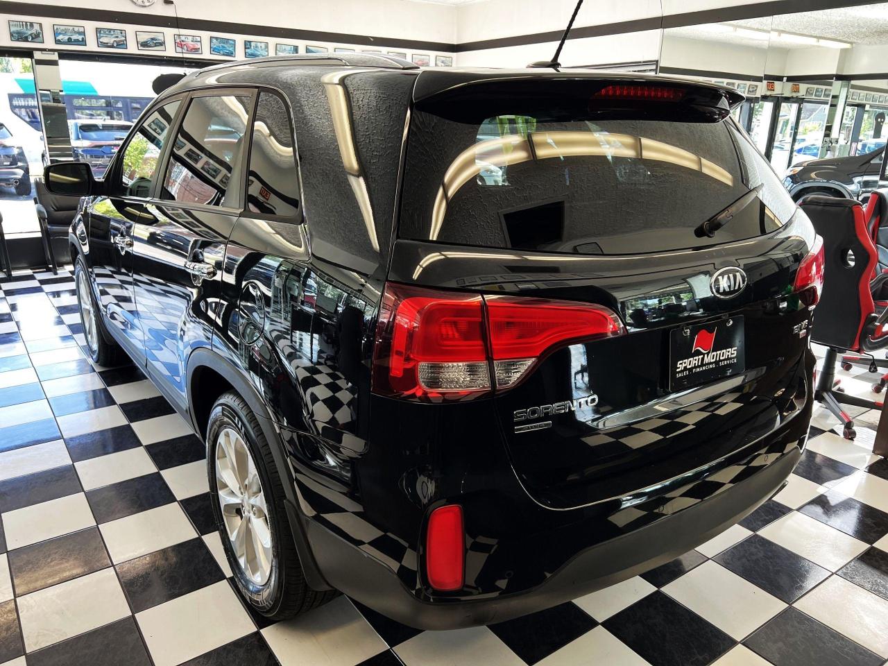 2015 Kia Sorento EX AWD+Pano Roof+Camera+Leather+New Tires - Photo #2