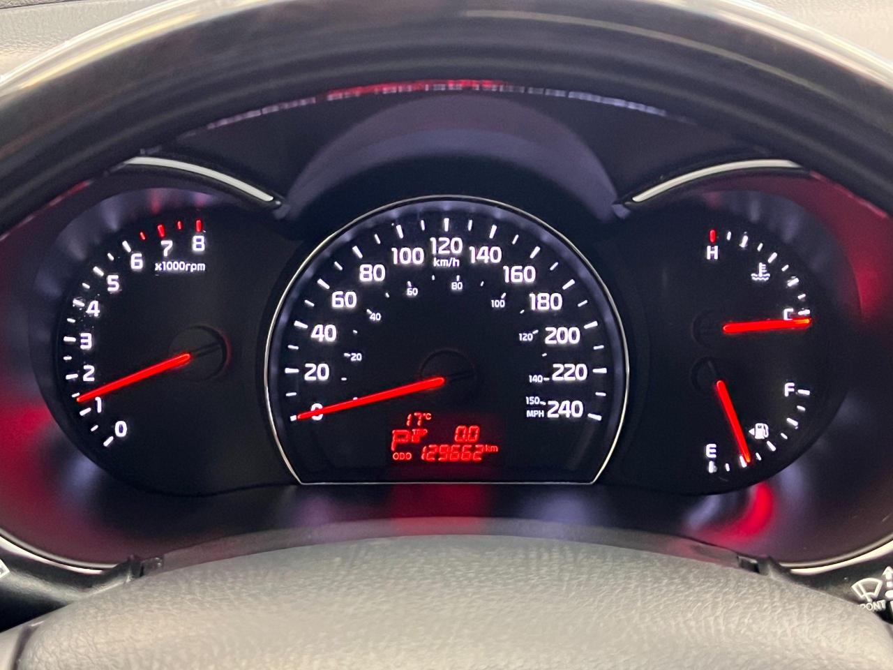 2015 Kia Sorento EX AWD+Pano Roof+Camera+Leather+New Tires - Photo #16