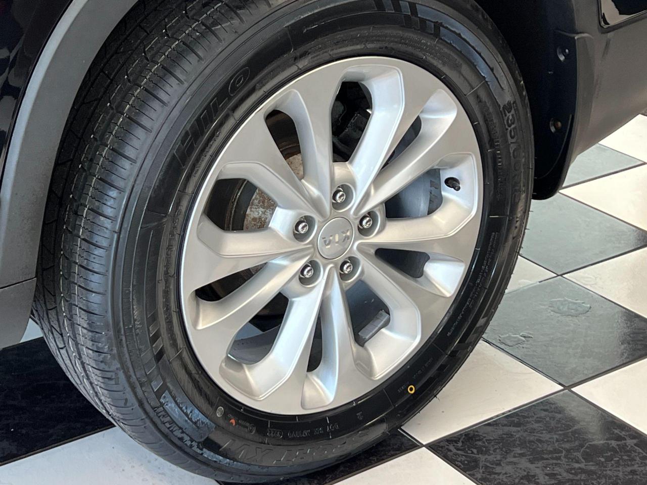 2015 Kia Sorento EX AWD+Pano Roof+Camera+Leather+New Tires - Photo #51