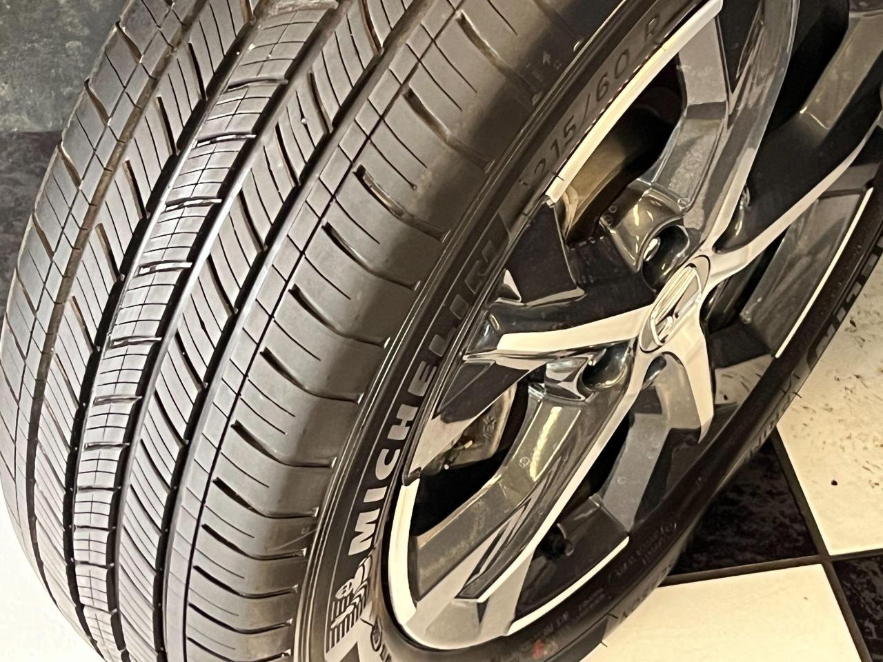 2023 Honda HR-V SPORT AWD+Roof+Adaptive Cruise+CLEAN CARFAX - Photo #12