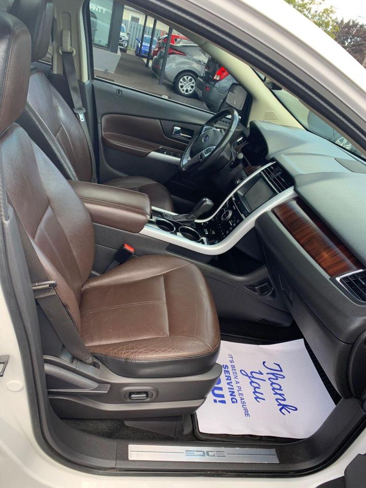 2011 Ford Edge Limited - Photo #1