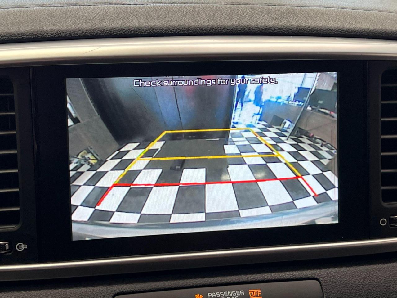 2020 Kia Sportage LX+ApplePlay+Camera+Heated Seats+CLEAN CARFAX - Photo #11