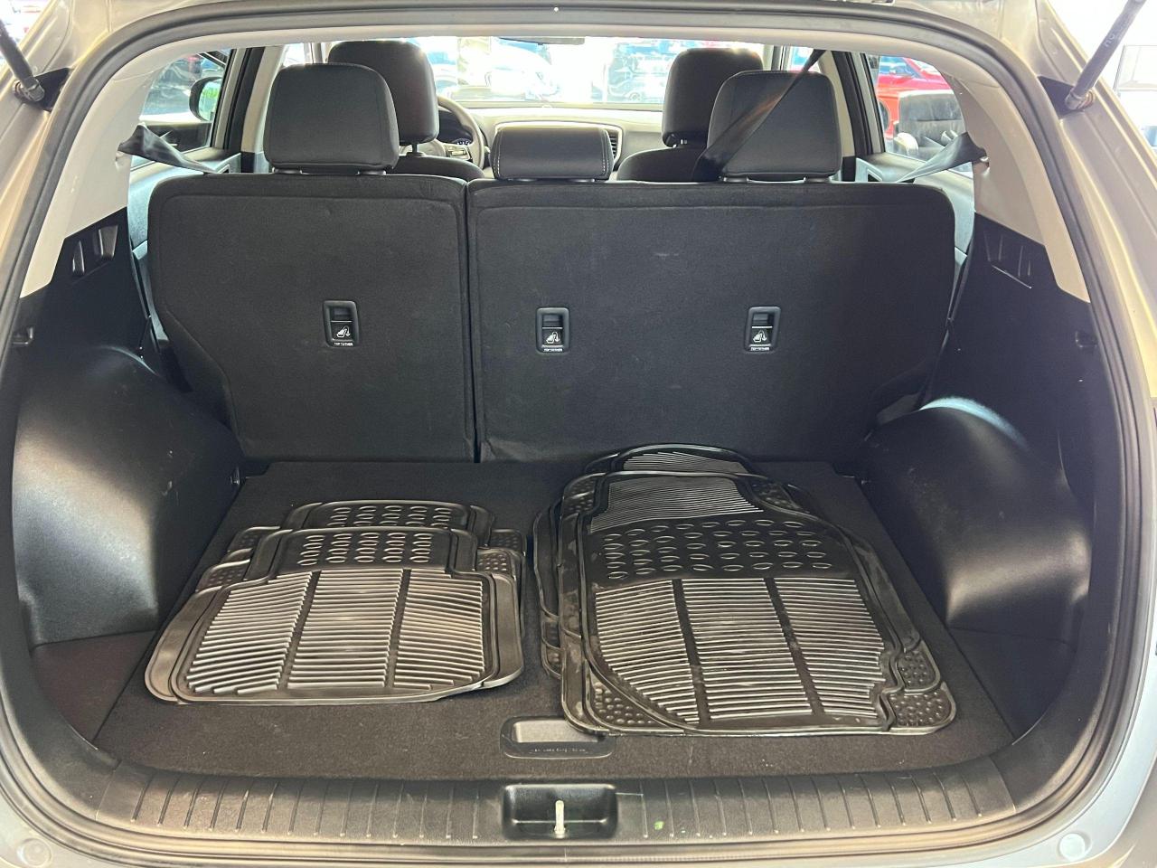 2020 Kia Sportage LX+ApplePlay+Camera+Heated Seats+CLEAN CARFAX - Photo #26