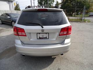 2009 Dodge Journey FWD 4DR SXT - Photo #4