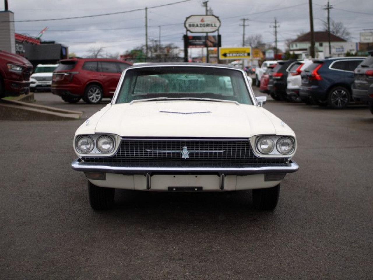 1966 Ford Thunderbird Landau  **VERY CLEAN** Photo4