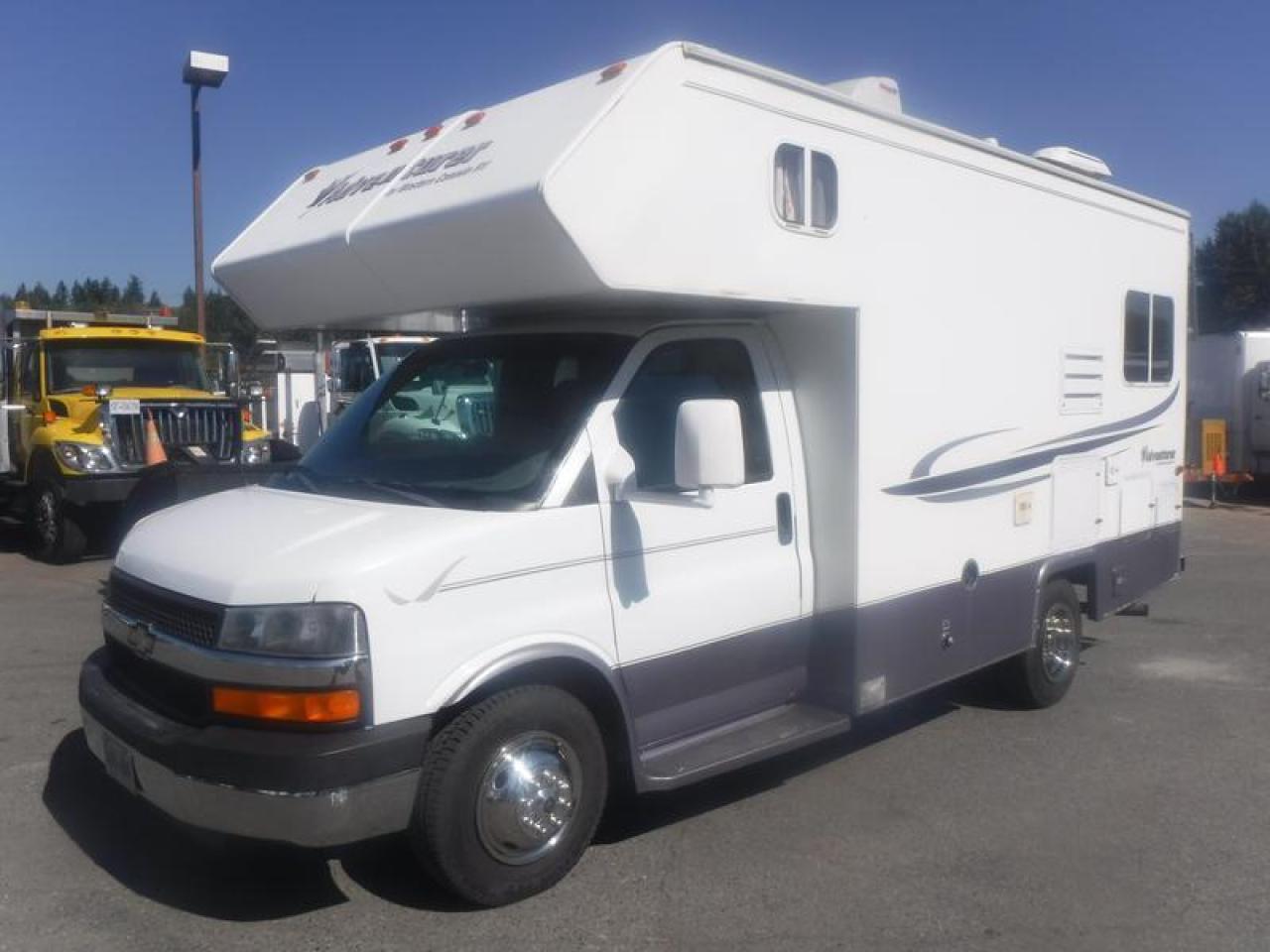 Used 2003 Chevrolet Express G3500 20 Foot Motorhome for sale in Burnaby, BC